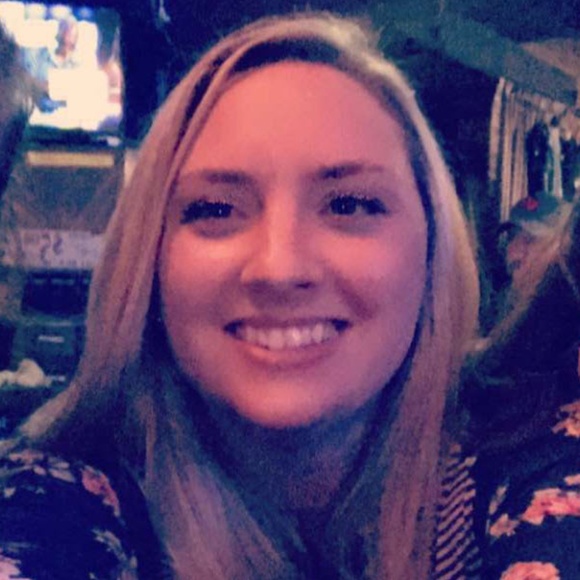 Meet your Posher, Tasha - Picture 2 of 8